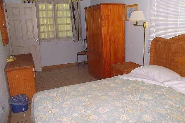 Turquoise Shell Inn (Simson Bay Village)